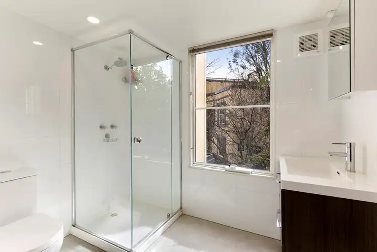 Fifth view of Homely apartment listing, 16/5 Warley Road, Malvern East VIC 3145