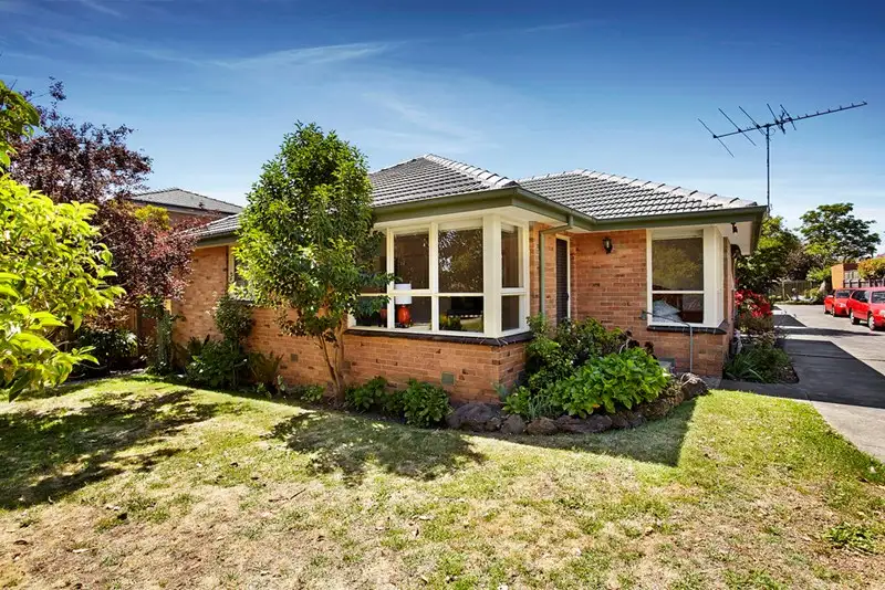 Main view of Homely unit listing, 1/18 Barry Street, Reservoir VIC 3073