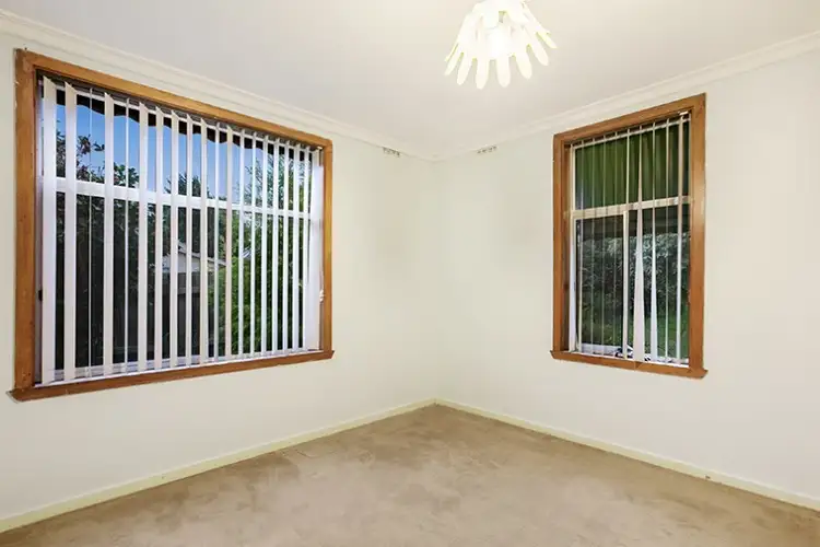 Fifth view of Homely house listing, 2 Fordham Road, Reservoir VIC 3073