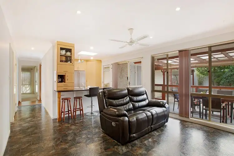 Fourth view of Homely house listing, 2 Glade Court, Glenning Valley NSW 2261