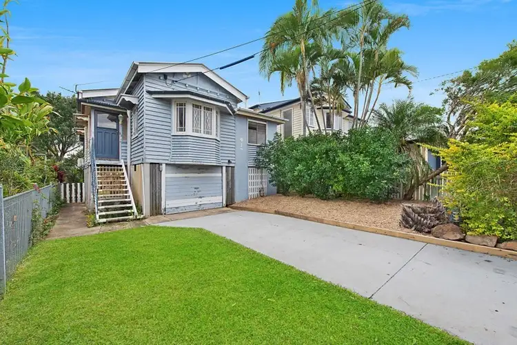 22 Eleventh Avenue, Kedron QLD 4031