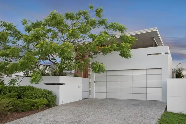 Second view of Homely house listing, 5 Turnbuckle Court, Wurtulla QLD 4575