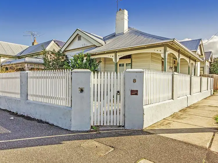 8 Moore Street, Footscray VIC 3011