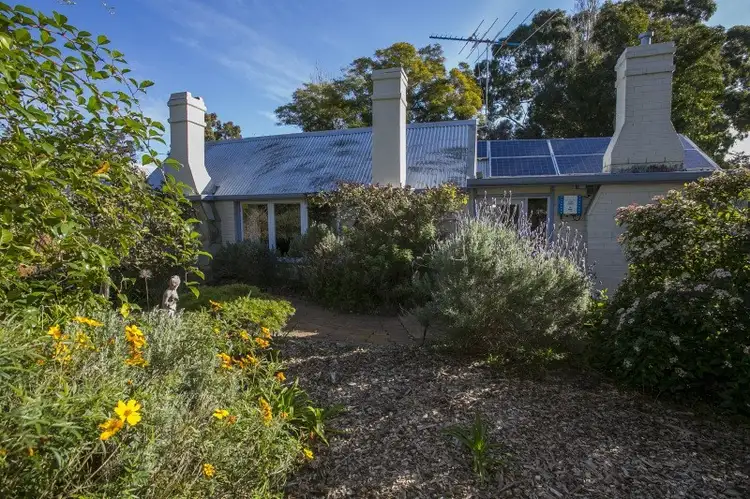 7 Wordsworth Avenue, Gooseberry Hill WA 6076