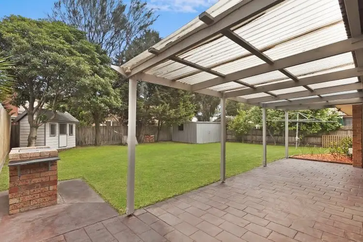 Seventh view of Homely house listing, 10 Llewellyn Avenue, Aspendale Gardens VIC 3195