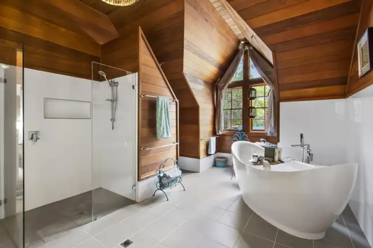 Fourth view of Homely house listing, 137 Mountain View Close, Kurrajong Hills NSW 2758