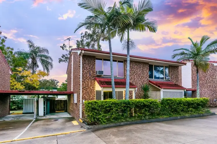 4/3 Costata Street, Hillcrest QLD 4118