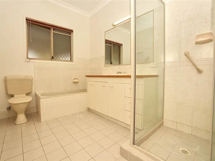 Seventh view of Homely house listing, 2 Cherry Close, Sinnamon Park QLD 4073