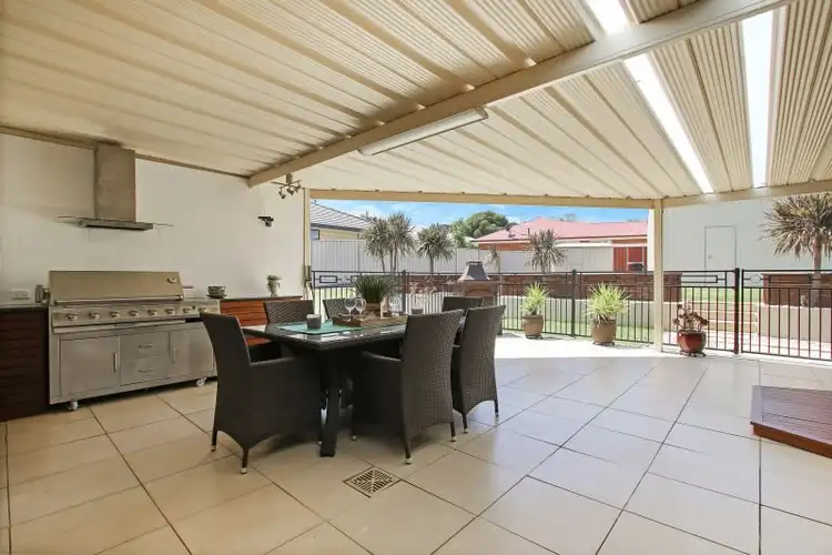 Second view of Homely house listing, 16 Almurta Court, Springdale Heights NSW 2641