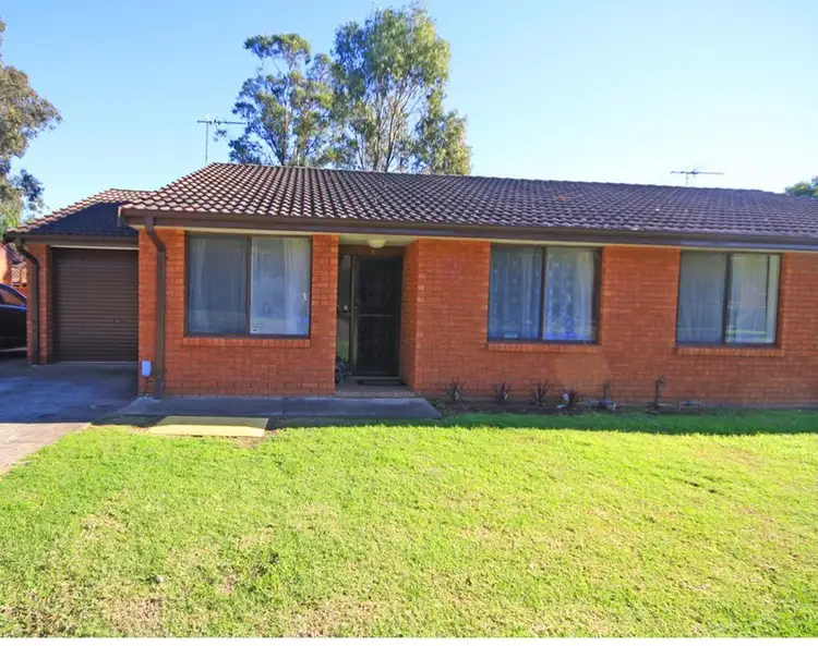 3/105 Chester Road, Ingleburn NSW 2565