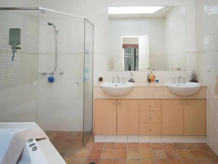 Fifth view of Homely house listing, 3290 The Palladian Drive, Hope Island QLD 4212