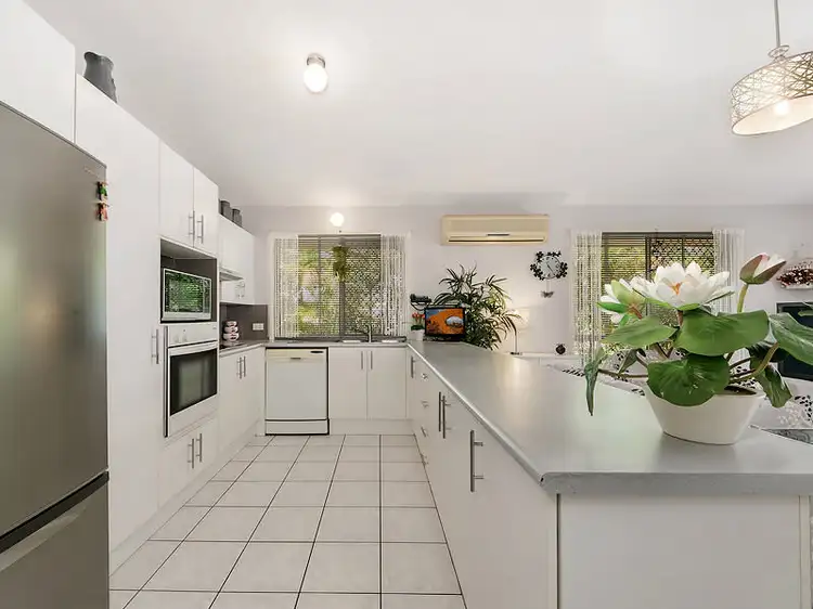 Fifth view of Homely house listing, 8 Meadowvale Street, Oxenford QLD 4210