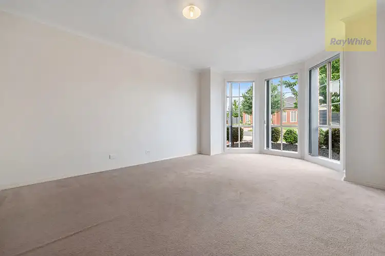 Seventh view of Homely house listing, 7 Kirribilli Close, Craigieburn VIC 3064