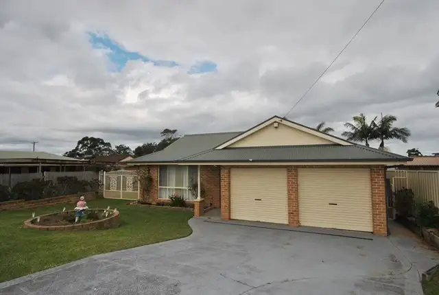 11 Shelly Grove, Sussex Inlet NSW 2540