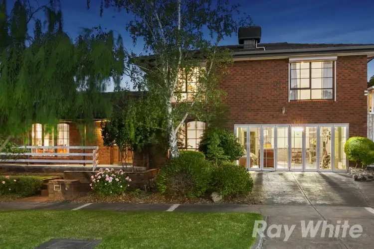 2 Heysham Drive, Wheelers Hill VIC 3150