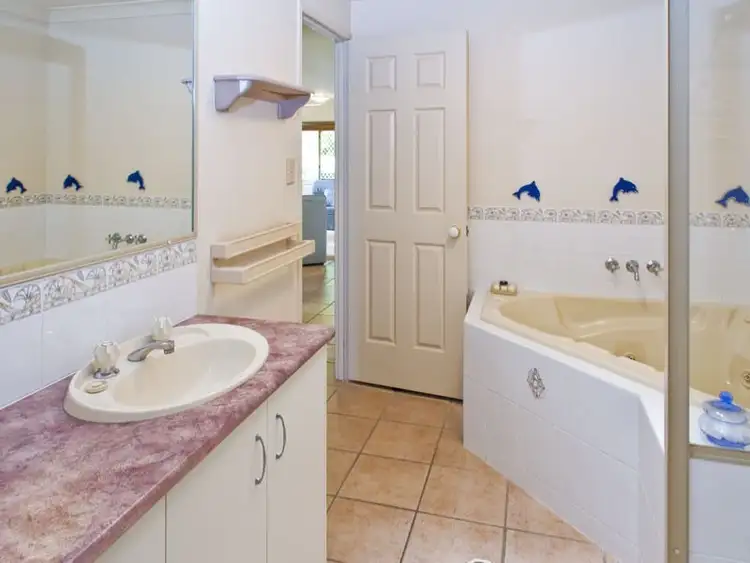 Seventh view of Homely other listing, 1/32 Headsail Drive, Banksia Beach QLD 4507