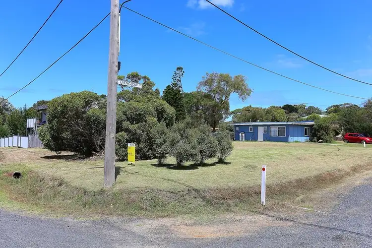10 Barramundi Avenue, Smiths Beach VIC 3922