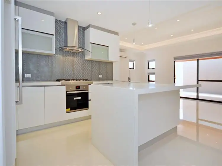Seventh view of Homely house listing, 19a Holilond Way, Morley WA 6062