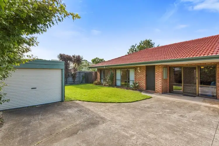 Unit 2/5 Warranilla Avenue, Rosebud VIC 3939