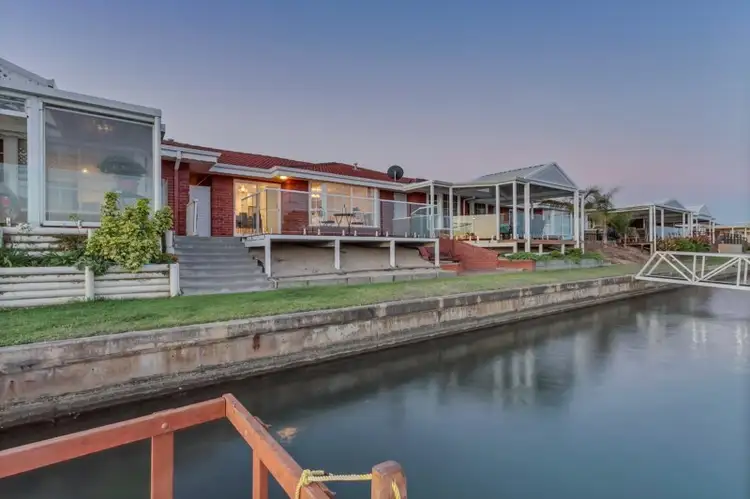 Second view of Homely house listing, 7/8 Hansen Court, West Lakes Shore SA 5020