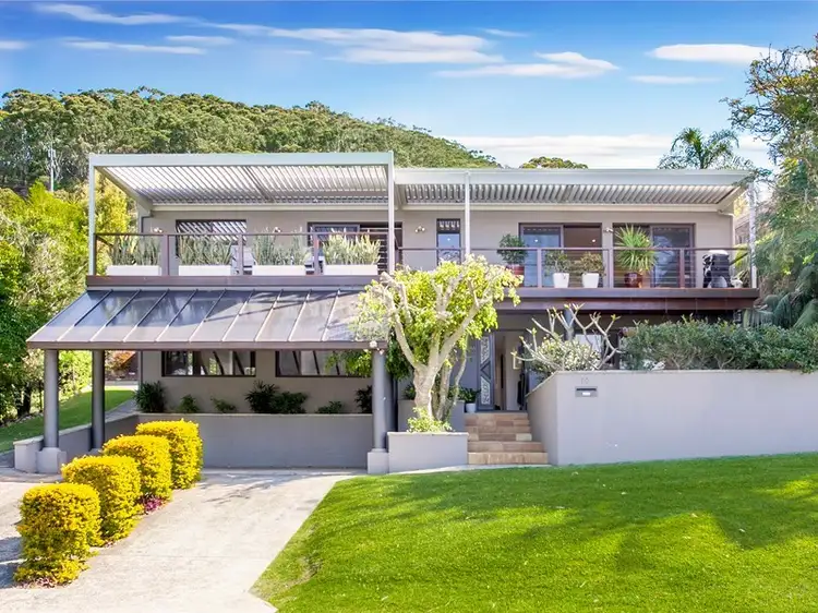10 Murrawal Road, Stanwell Park NSW 2508