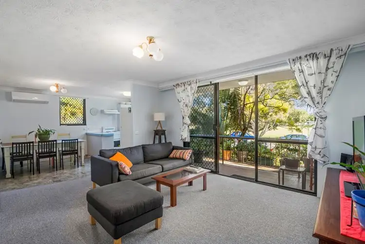 Main view of Homely unit listing, 2/6 Brooke Avenue, Palm Beach QLD 4221