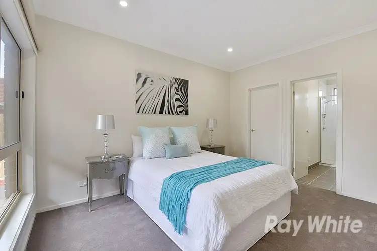 Fourth view of Homely townhouse listing, 3/15 Iris Crescent, Boronia VIC 3155