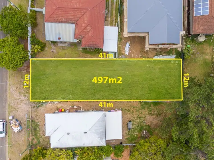 8 Idriess Street, Oxley QLD 4075