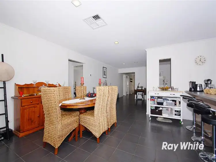 Seventh view of Homely house listing, 10 Weathertop Way, Cranbourne East VIC 3977
