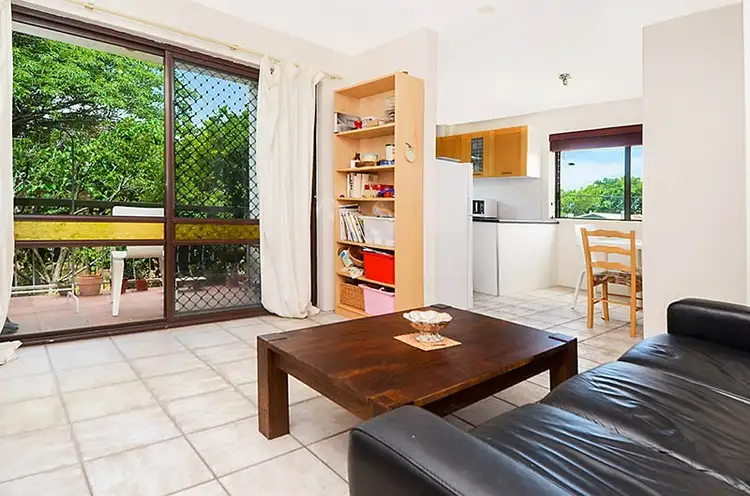 1/40 Rossiter Parade, Hamilton QLD 4007