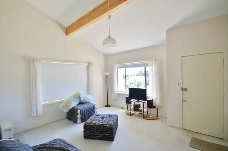Fifth view of Homely unit listing, 1/77 Thornhill Street, Young NSW 2594