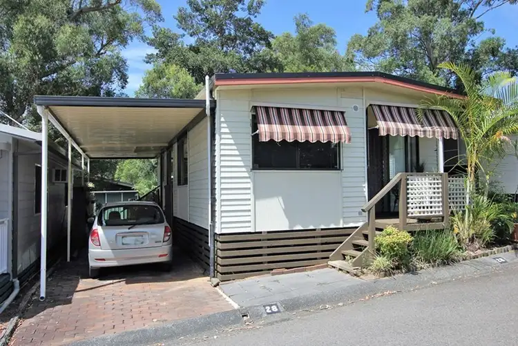28 Second Avenue, Broadlands Estate, Green Point NSW 2251