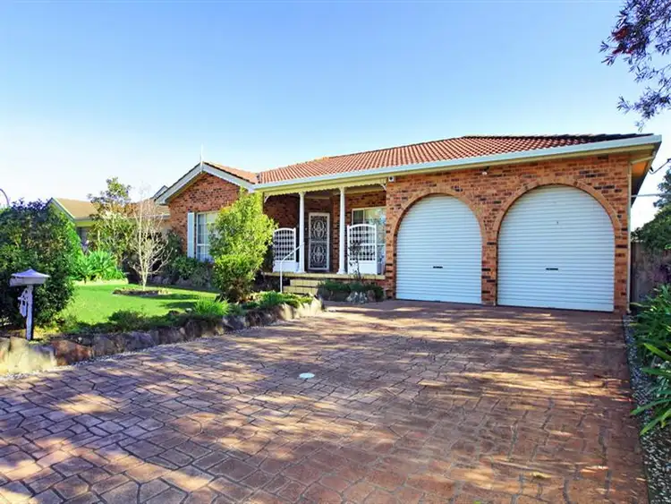1 Rayleigh Drive, Worrigee NSW 2540