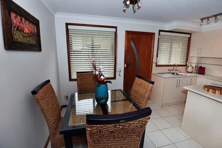 2/1 The Avenue, Bellambi NSW 2518