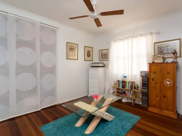 Fifth view of Homely unit listing, 2/122 Albatross Avenue, Mermaid Beach QLD 4218