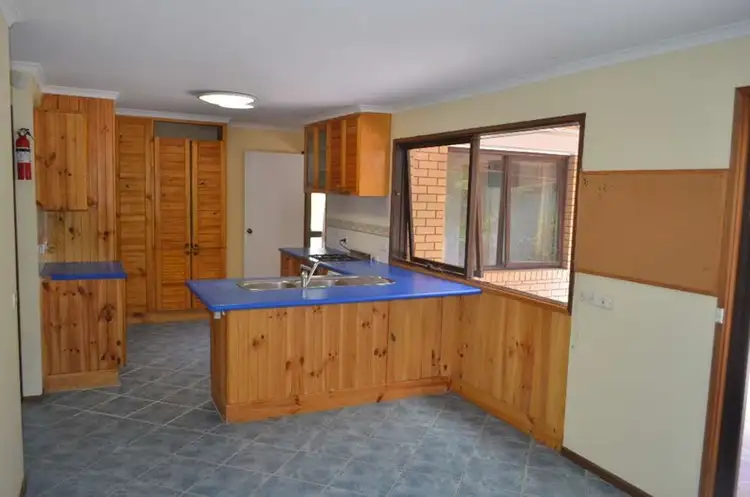 Fifth view of Homely house listing, 664 Pearsall Street, Lavington NSW 2641