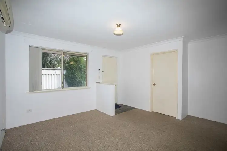 Fifth view of Homely house listing, 3/33 Holmesdale Road, Woodbridge WA 6056