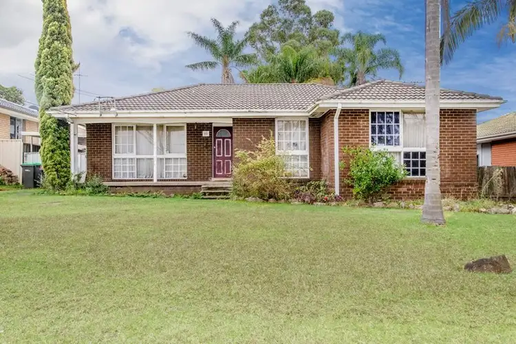 13 Harrow Road, Cambridge Park NSW 2747