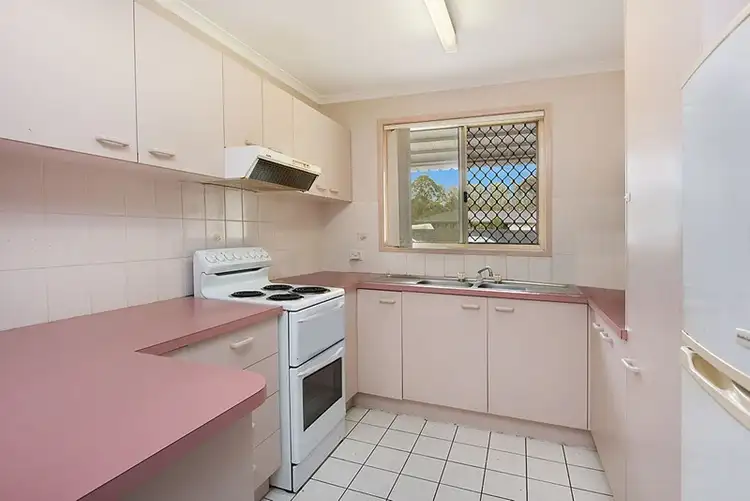 Fourth view of Homely unit listing, 2/94 Amarina Avenue, Mooloolaba QLD 4557