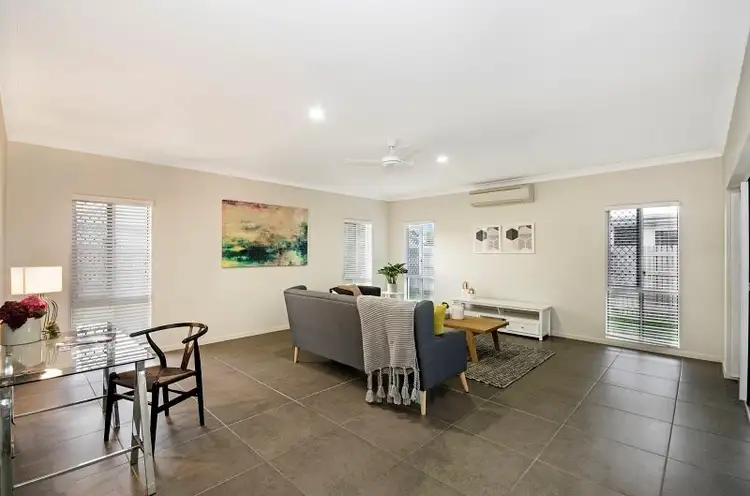 Fifth view of Homely house listing, 10 Balladonia Avenue, Mount Low QLD 4818