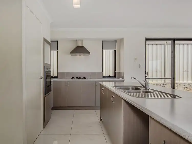 Seventh view of Homely house listing, 2 Tallon Loop, Baldivis WA 6171
