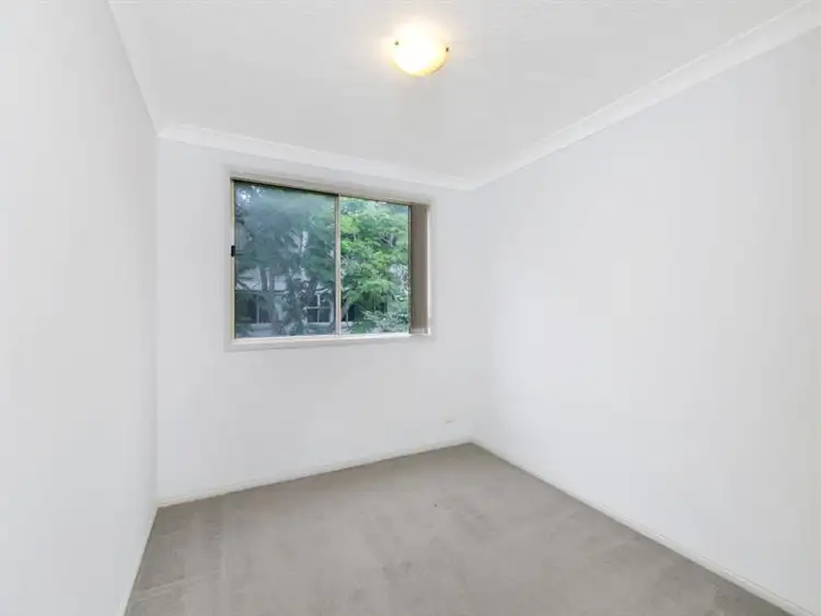 Fifth view of Homely apartment listing, 5/66 Bauer Street, Southport QLD 4215