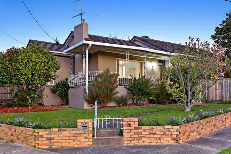 29 Eram Road, Box Hill North VIC 3129