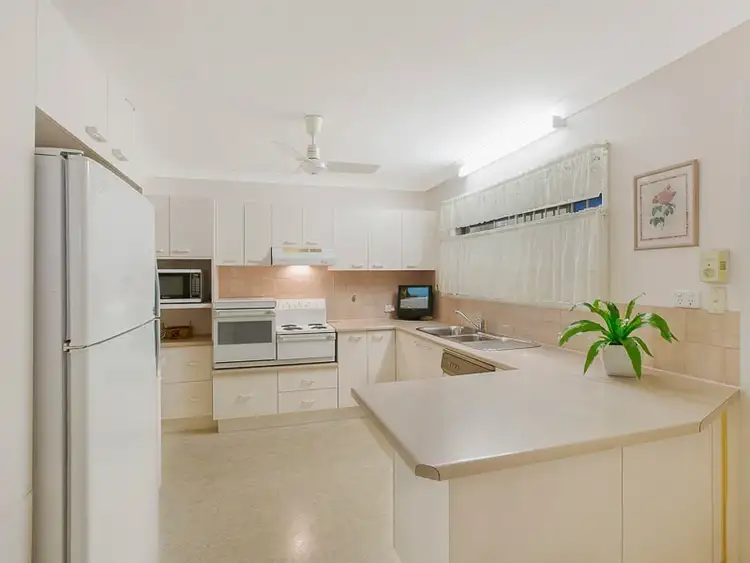 Sixth view of Homely house listing, 10 Bartels Street, Mount Gravatt QLD 4122