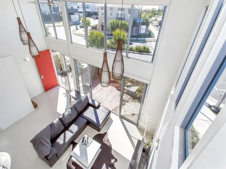 55 South Bay Drive, Varsity Lakes QLD 4227