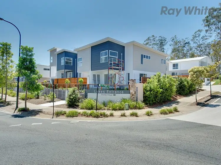 11/2 Lakes Entrance Drive, Springfield Lakes QLD 4300