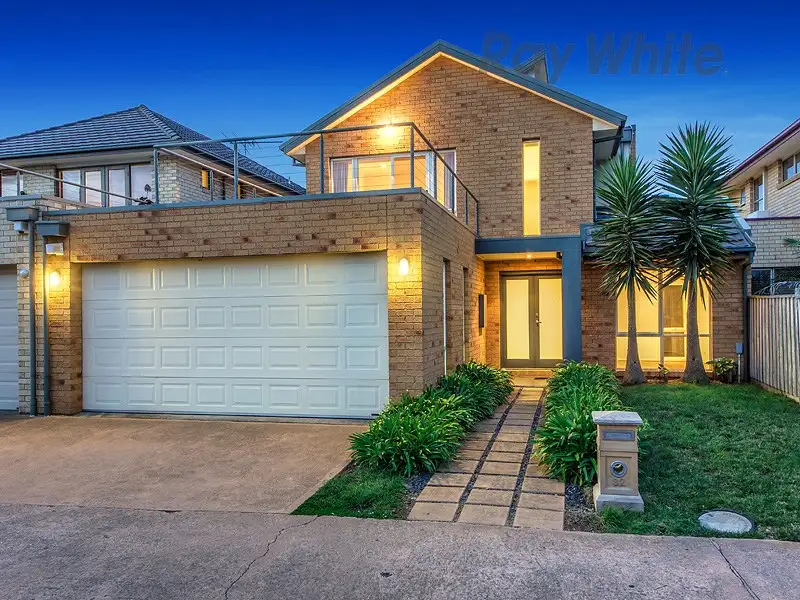 Main view of Homely house listing, 32 Grand Canal Boulevard, Sanctuary Lakes VIC 3030