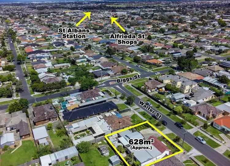 Second view of Homely house listing, 8 Walter Street, St Albans VIC 3021