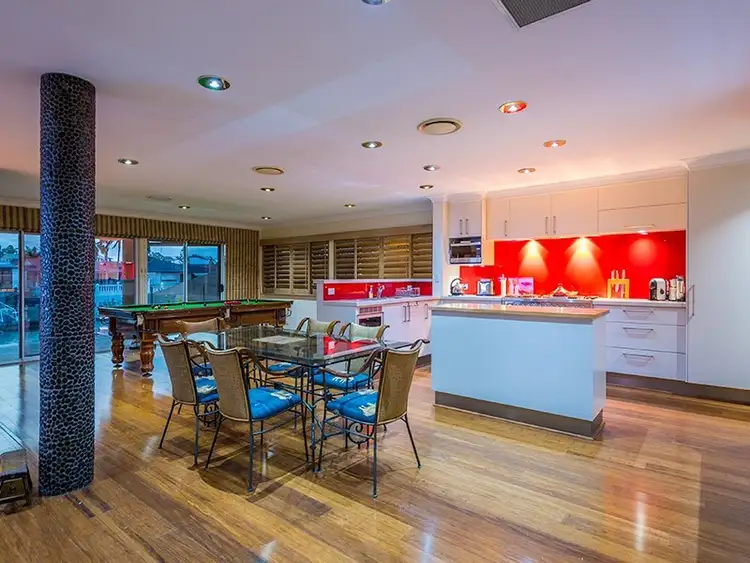 Sixth view of Homely house listing, 10 The Lido, Isle Of Capri QLD 4217