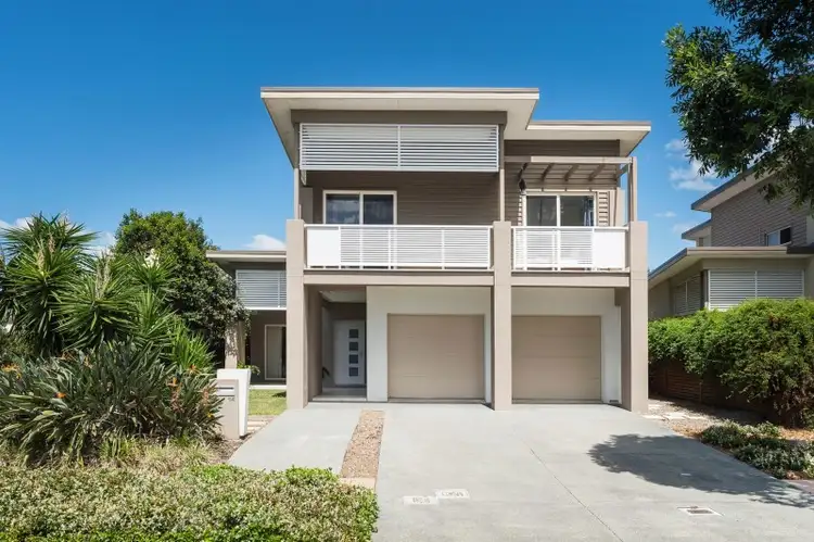 14 Cova Boulevard, Hope Island QLD 4212